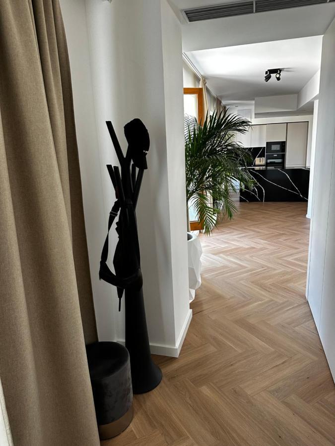 Luxury Penthouse At The Historical Centre With Free Parking Apartment Братислава Екстериор снимка