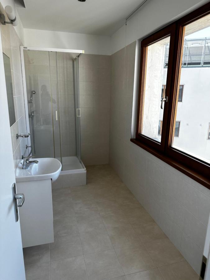 Luxury Penthouse At The Historical Centre With Free Parking Apartment Братислава Екстериор снимка